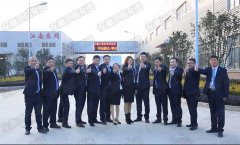 安徽龙8国际网站泵阀员工风采